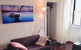 Flat In Bairro Alto
